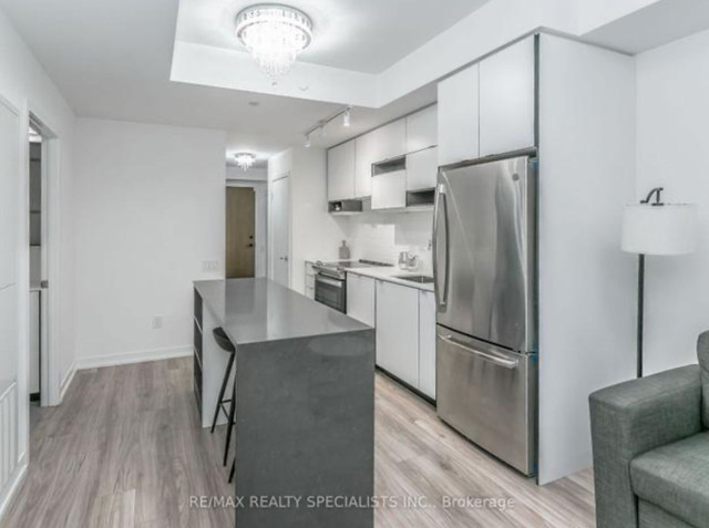 1 Bed + Bath Condo for Rent July 1st in Long Term Rentals in Mississauga / Peel Region - Image 4