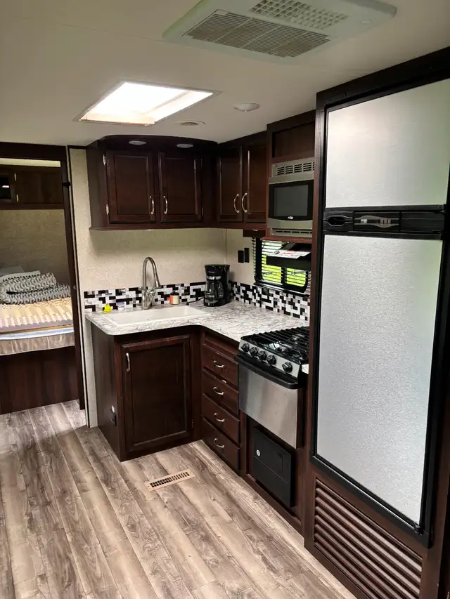 Jayco 2018 28BHS in Travel Trailers & Campers in Pembroke - Image 8
