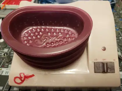 Gena Manicure Lotion Warmer, View more