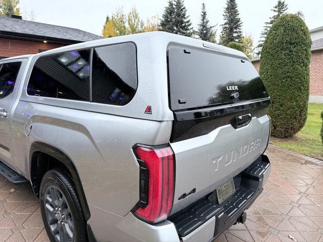 Toyota tundra 6.5 (long box) cap in Cars & Trucks in Timmins - Image 2