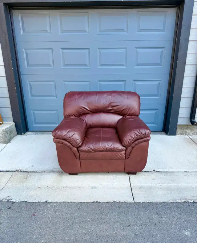 Leather Armchair for sale Free delivery  