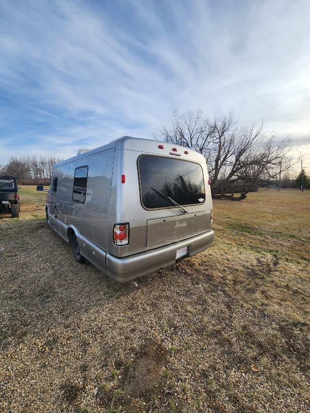 2005 rialta winnebago model 22FD RVs & Motorhomes Red Deer Kijiji