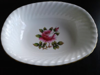 Bone China serving bowl Carlton Rose