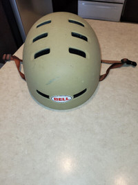 Kids M 54-59cm bike helmet 5$