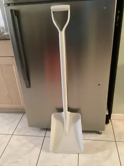 Winter Shovels, Voir plus