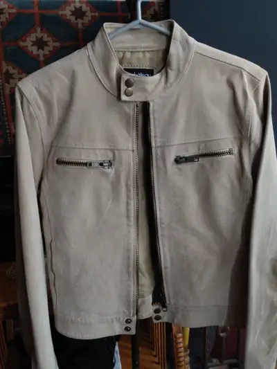Le Chateau suede jacket - size 8-10, View more