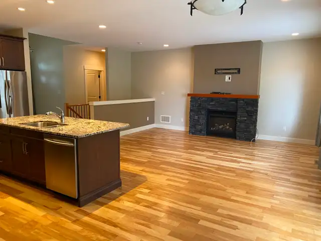 Beautiful 4-Bedroom Home in South Jingle Pot — $3,200 + Utili in Long Term Rentals in Nanaimo - Image 4