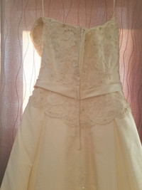 Laura Wedding dress