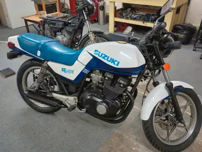 82, 8valve engine. not bad for a 400 of that era, works quit well. clean was cert other year, bike i...