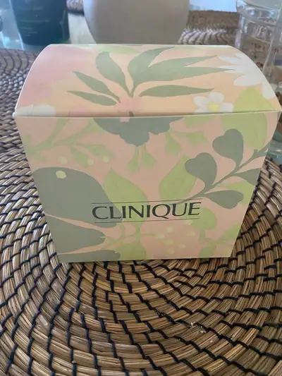 Clinique Gift Set, View more