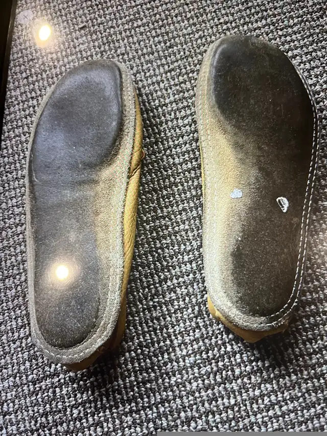 Leather moccasins in Women's - Shoes in Norfolk County - Image 3