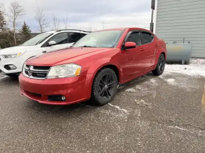 I'm selling my Dodge Avenger, a reliable sedan perfect for city driving and long commutes. Engine li...