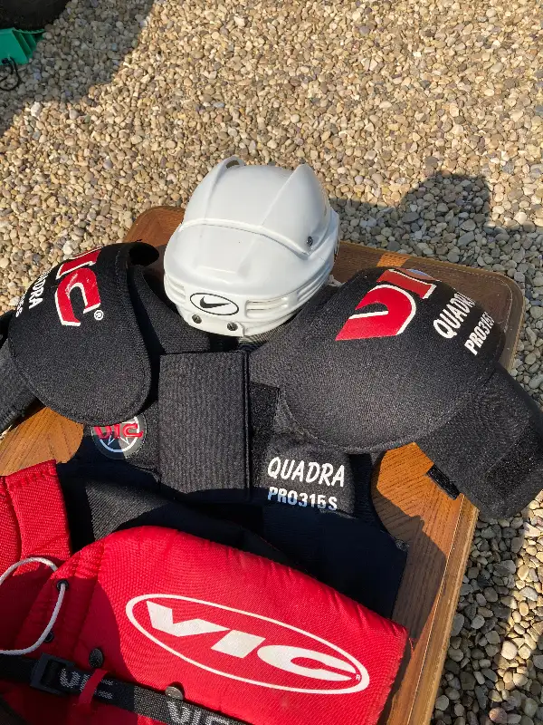 Hockey Equipment in Hockey in Red Deer - Image 7