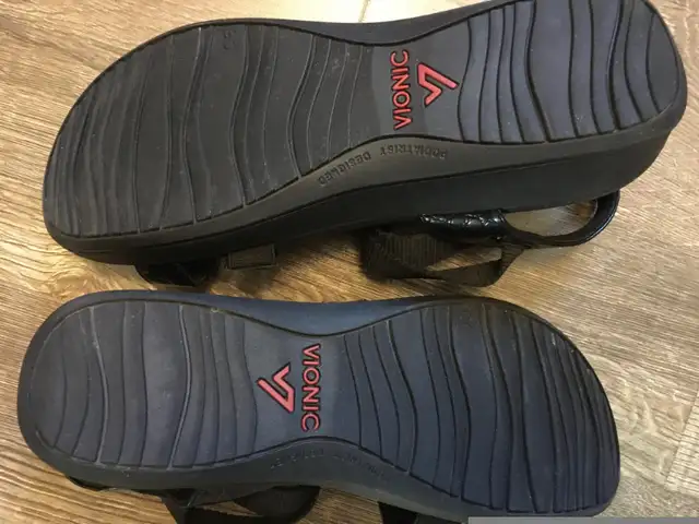 Vionic Ankle Strap Sandals Size 10 - New in Women's - Shoes in Medicine Hat - Image 4