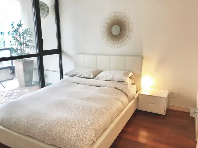 Furnished luxury condo in the heart of downtown Prime Location! in Short Term Rentals in Vancouver - Image 6