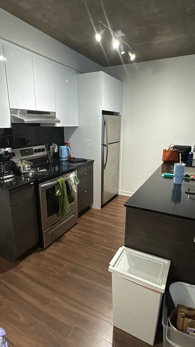 LEASE TRANSFER - AS SOON AS POSSIBLE63838171997569122