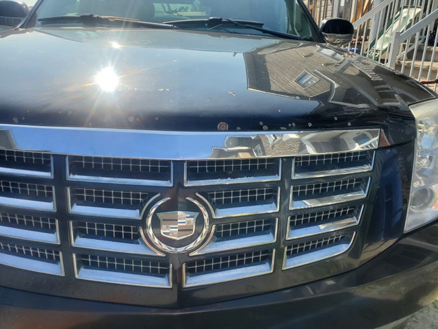 Cadillac Escalade super condition 2000$ — photo 4