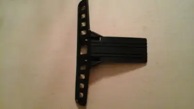 pare choc avant pour voiture téléguidé neuf , pour information telephoner seulement aller voir autre...