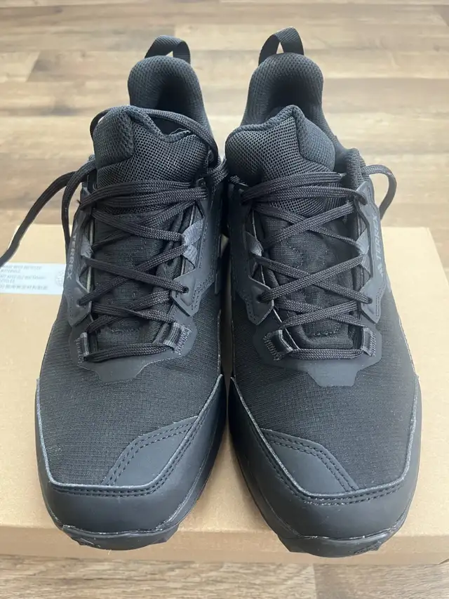 Adidas Terrex GORE-TEX – Imperméables & adhérentes in Men's Shoes in Granby - Image 2