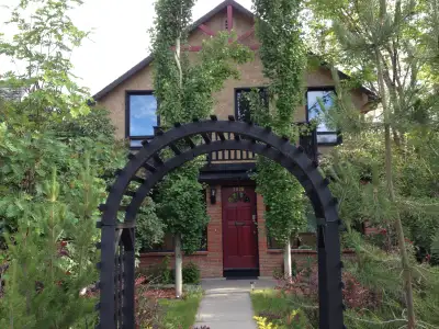 One bedroom with an enclosed bathroom is available in a big two-story single house (2800 sf), only t...