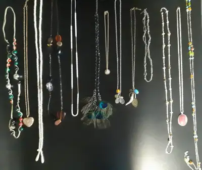 Collier - necklace - perle - camee - coquillage - plumes, View more