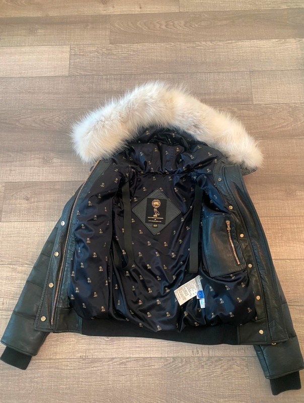 ****EXCLUSIVE ITEM**** OVO X CANADA GOOSE BLACK LEATHER JACKET in Women's - Tops & Outerwear in Mississauga / Peel Region - Image 2