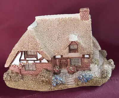 lilliput lane in Buy & Sell in Canada | Kijiji Marketplaces
