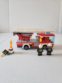 LEGO City 60107 Fire Ladder Truck, 2 Minifigures