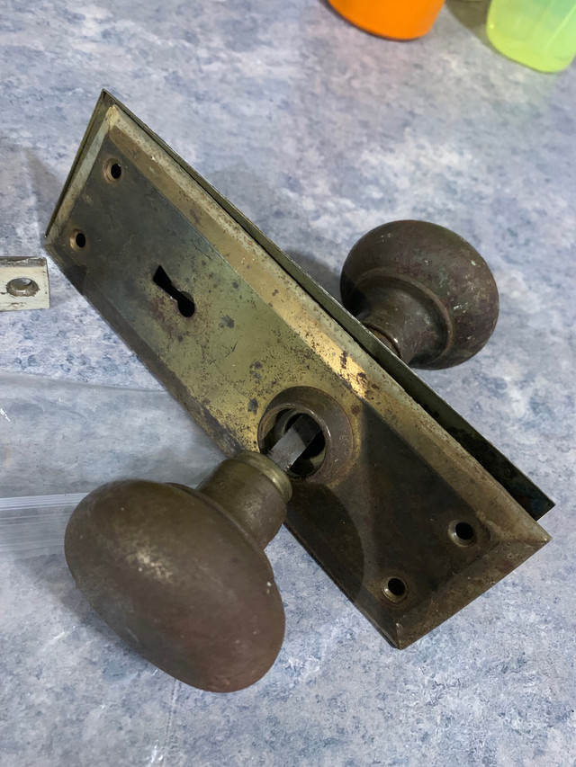 Antique Door Knob in Windows, Doors & Trim in Edmonton - Image 2