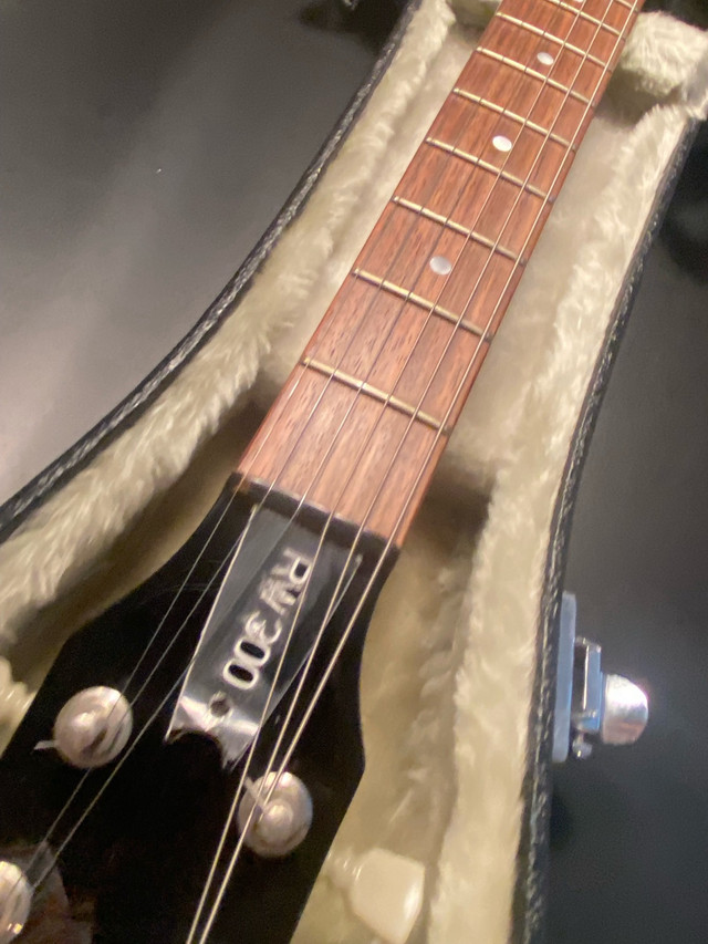 Custom shop Pink Floyd Roger Waters Rw300 guitar in Guitars in Edmonton - Image 2