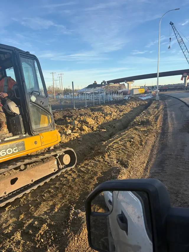 Mini excavator and skid steer operator required in Calgary in Construction & Trades in Calgary - Image 3