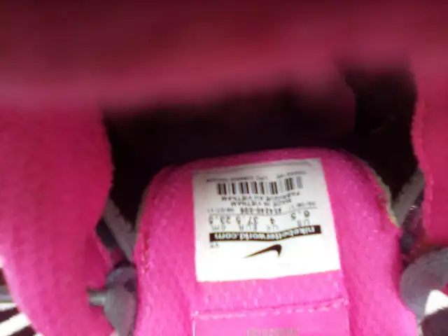 Espadrilles femme NIKE 6.5 US Womens running shoes in Women's - Shoes in Laval / North Shore - Image 8