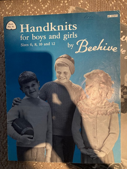 Beehive knit and crochet books in Hobbies & Crafts in Barrie - Image 7