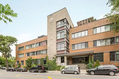 APPARTEMENT MEUBLÉ À LOUER. ÉLECTRICITÉ ET INTERNET NON INCLUS. Meublé - tout équipé -Air climatisé...