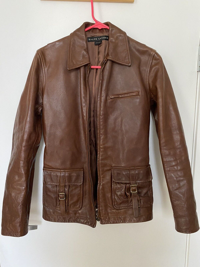Ralph Lauren Leather jacket size 4 dans Femmes - Hauts et vêtements d'extérieur  à Ville de Montréal