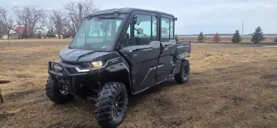 2022 Can Am Defender Max Limited 6000 kms Great condition, selling because i upgraded to new one Ext...
