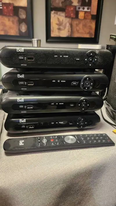 I have 4 wireless Bell Fibe receivers and 1 4K wired receiver. All for $500.