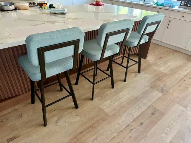3 Bar/Counter Stools