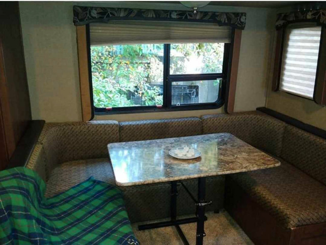 2015 Keystone Hideout in Travel Trailers & Campers in Nanaimo - Image 4