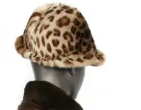 Chapeau en vraie fourrure d'ocelot in Women's - Tops & Outerwear in Lévis - Image 3