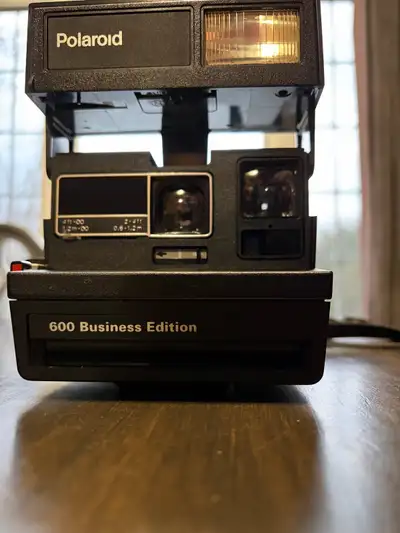 Polaroid camera vintage, View more