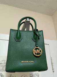Michael kors hand bag
