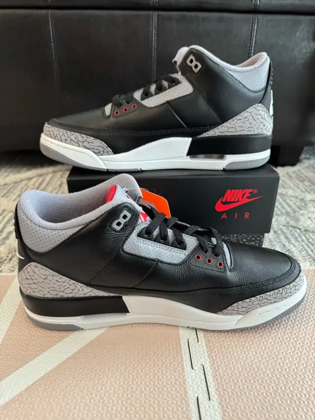 DS Brand New Air Jordan 3 Retro Black Cement Sz 11 in Men's Shoes in Markham / York Region - Image 4