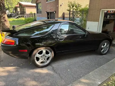 Excellent condition Porsche 928 s4 All original except the repaint but with OEM paint All services d...