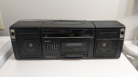 Radio Vintage Sony CFS-1020