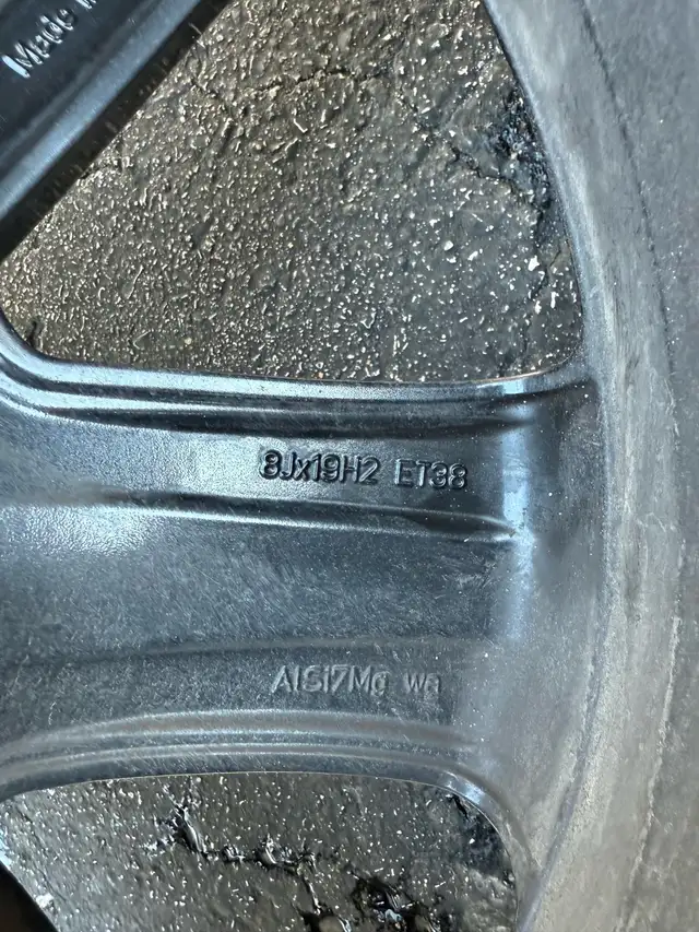 Mercedes OEM GLC rims  with Bridgestone winter tires 235/55/19 in Tires & Rims in City of Toronto - Image 8