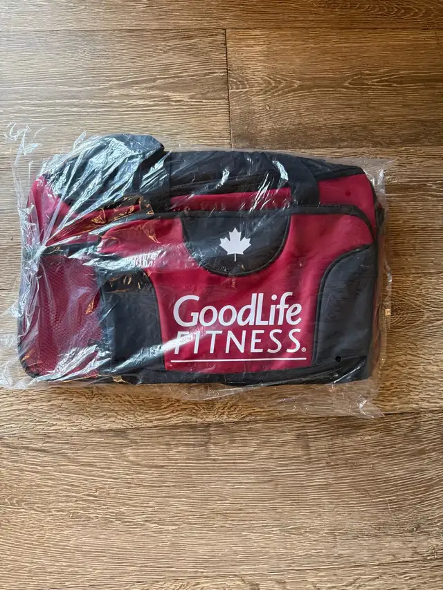 Gym Bag - Good Life Fitness in Other in Calgary - Image 3