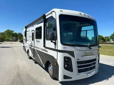 JUST REDUCED 2022 Coachmen Pursuit 27XPS RV, GREAT CONDITION, SLEEPS 5-6