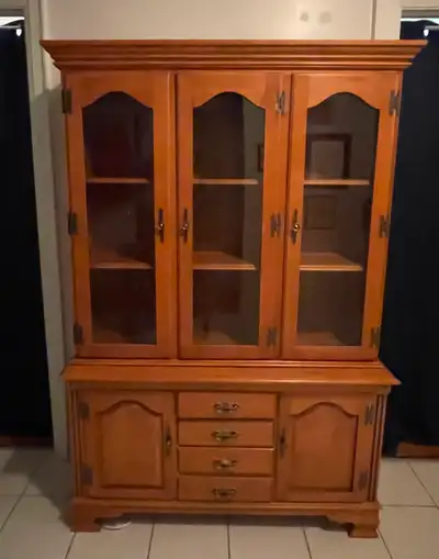 Roxton Solid Maple China Cabinet / Buffet & Hutch, View more