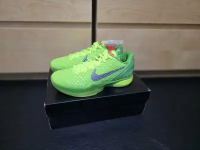 Kobe 6 Protro Grinch size 8, View more